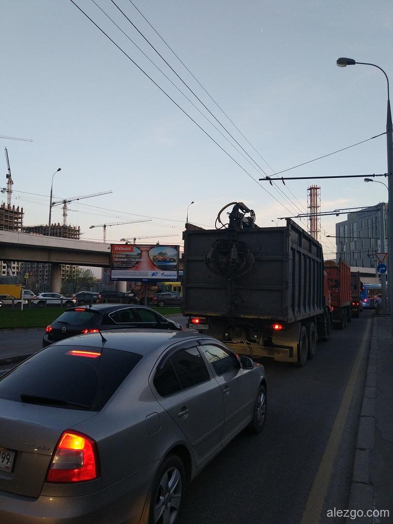грузовики в москве