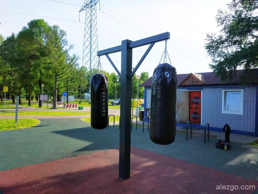 боксерские груши в парке Борисово